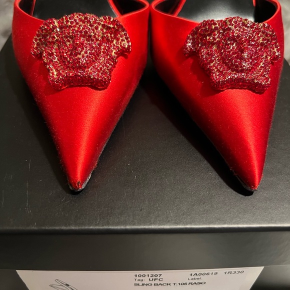 VERSACE RED CRYSTAL LA MEDUSA SATIN SLING-BACK PUMPS - Picture 8 of 9